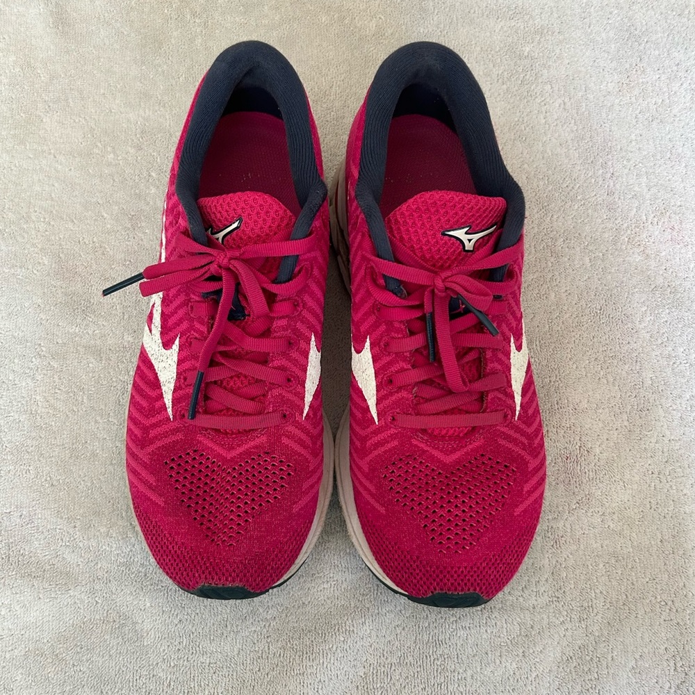 Ink Mizuno Running Sneakers size 9